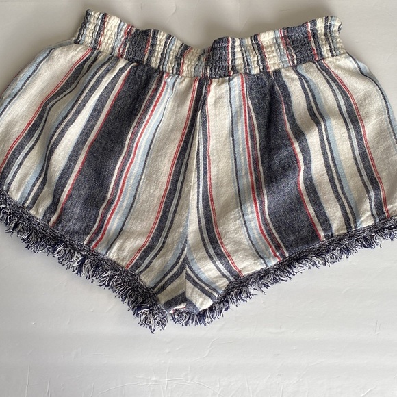 Vanilla star White Blue Striped Shorts Size L - Picture 3 of 7